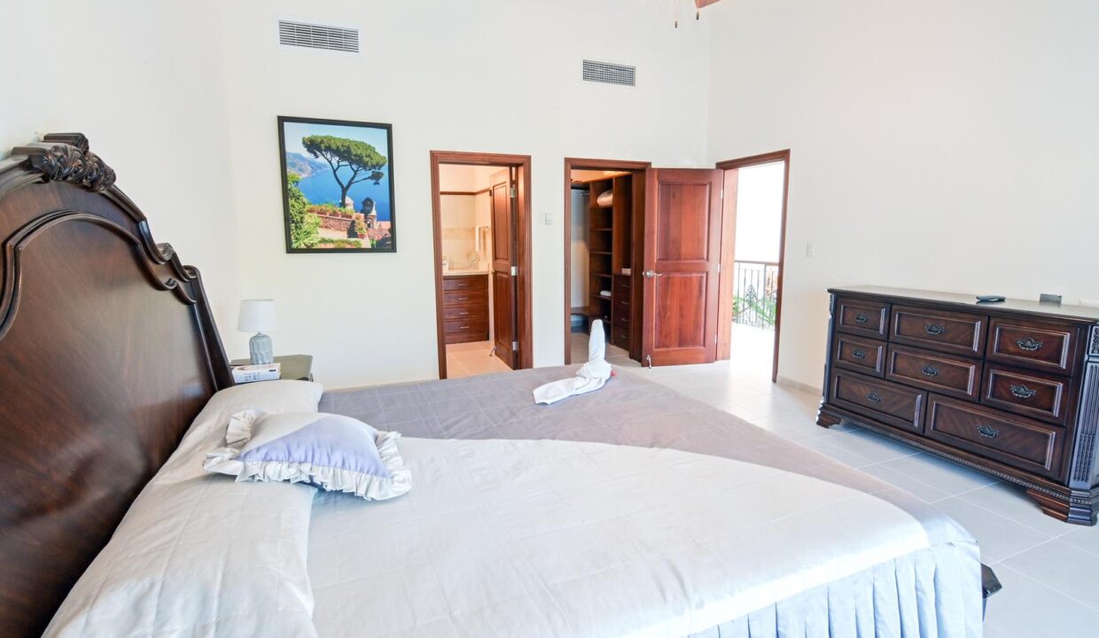 Villa for Sale in Cocotal Golf & Country Club Punta Cana Iana Rogova