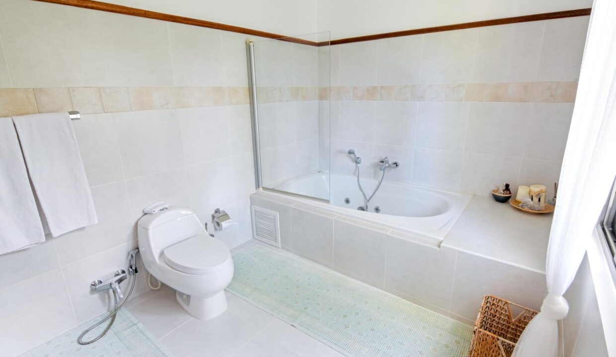 Villa for Sale in Cocotal Golf & Country Club Punta Cana Iana Rogova