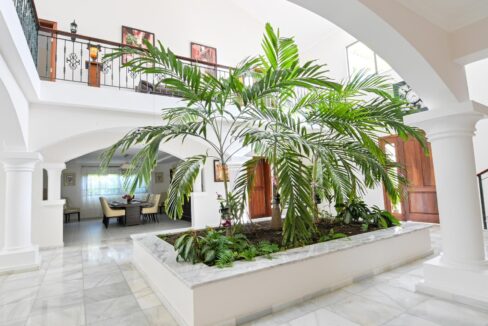 Villa for Sale in Cocotal Golf & Country Club Punta Cana Iana Rogova