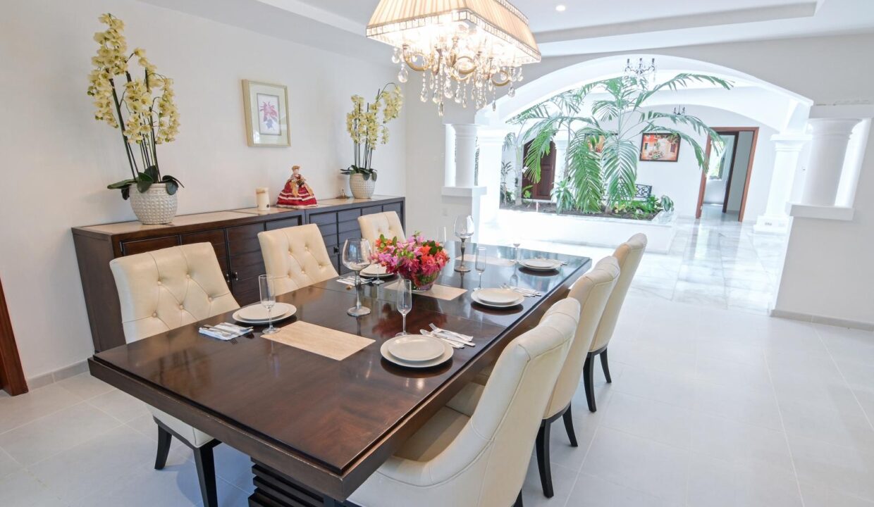 Villa for Sale in Cocotal Golf & Country Club Punta Cana Iana Rogova