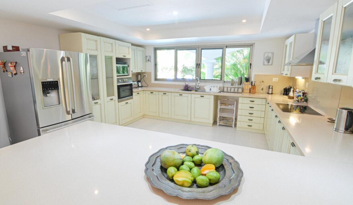 Villa for Sale in Cocotal Golf & Country Club Punta Cana Iana Rogova