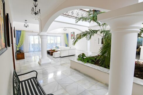 Villa for Sale in Cocotal Golf & Country Club Punta Cana Iana Rogova