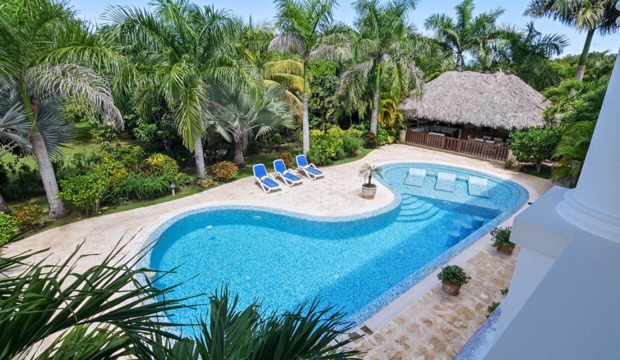 Villa for Sale in Cocotal Golf & Country Club Punta Cana Iana Rogova