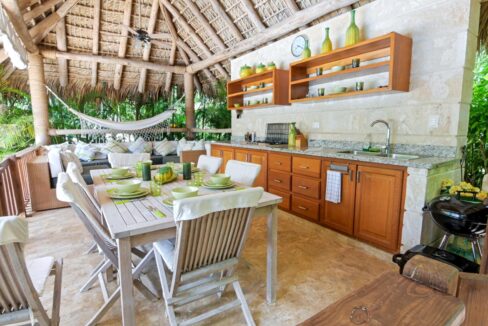 Villa for Sale in Cocotal Golf & Country Club Punta Cana Iana Rogova