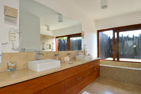 Spectacular Villa for Sale in Cap Cana – Punta Cayuco