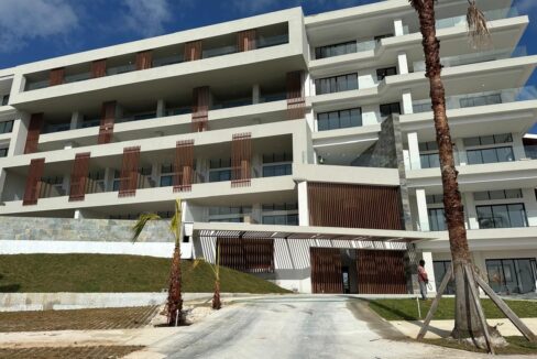 Luxury  Apartment with Ocean and Golf Course Views in Cap Cana's Las Iguanas Residential Complex