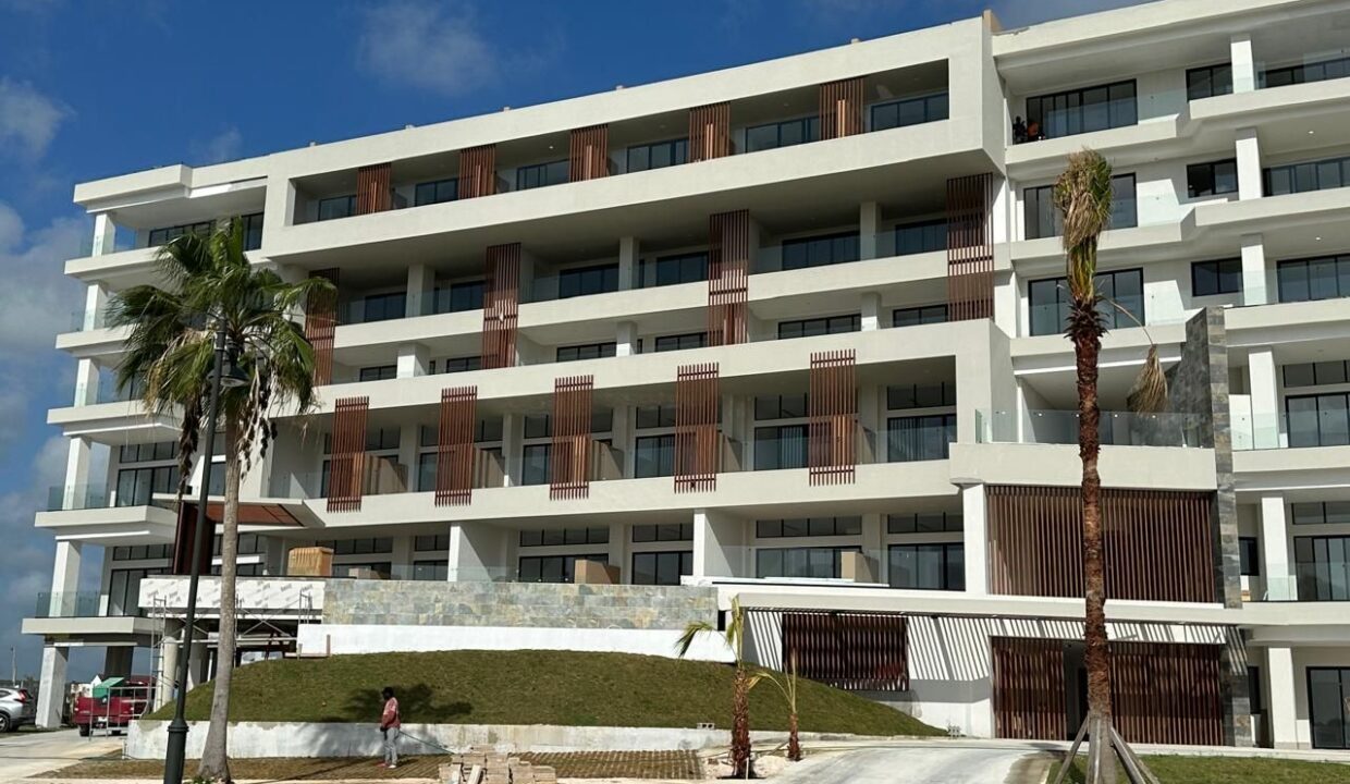 Luxury  Apartment with Ocean and Golf Course Views in Cap Cana's Las Iguanas Residential Complex