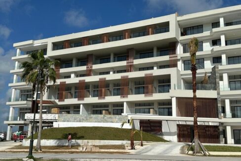 Luxury  Apartment with Ocean and Golf Course Views in Cap Cana's Las Iguanas Residential Complex