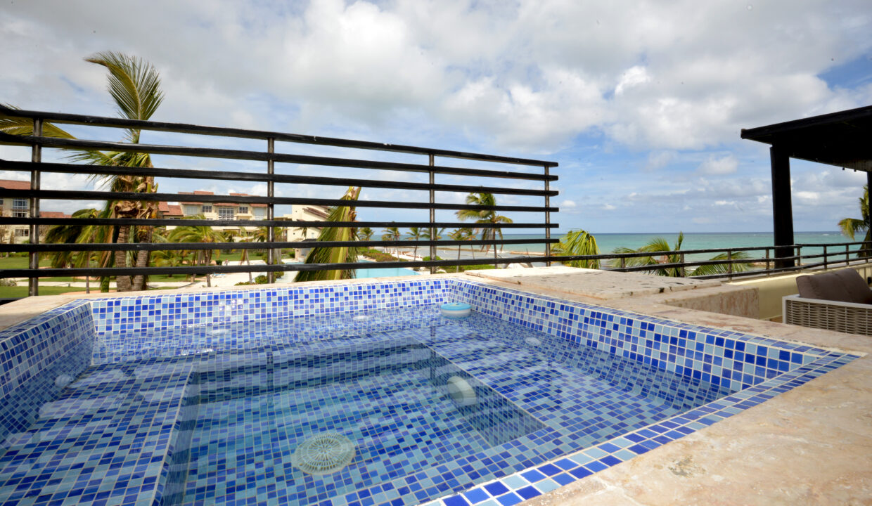 Cap Cana: Luxury Apartment with Stunning Ocean Views Ocean Front
