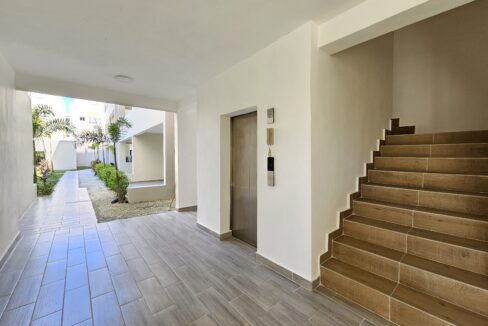 El_Cortecito_Galeria_Condos_2