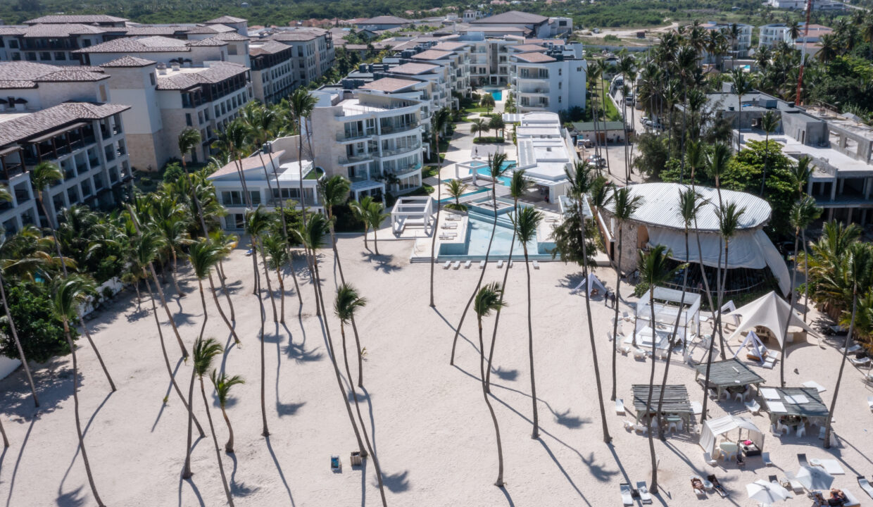 Punta Cana Beachfront Condo, Playa Coral Lopesan