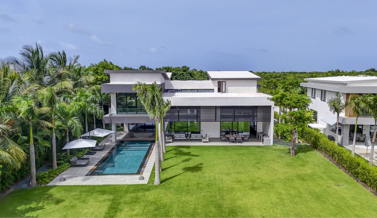 Luxury Property  Hacienda, Punta Cana Resort & Club.