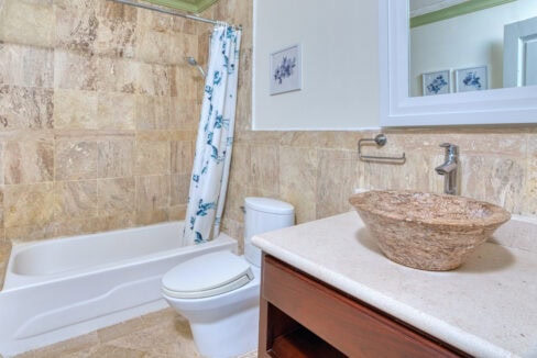 Aquamarina_Cap_Cana_Marina_Condos (18)
