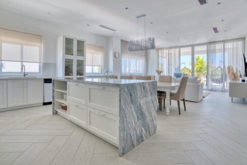 Aquamarina_Cap_Cana_Marina_Condos (22)