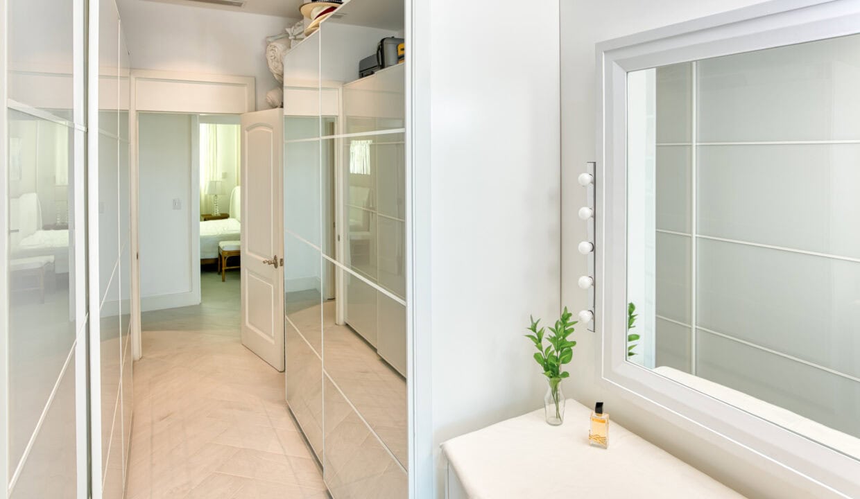 Aquamarina_Cap_Cana_Marina_Condos (33)