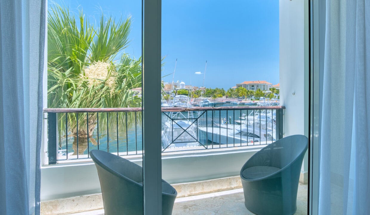 Aquamarina_Cap_Cana_Marina_Condos (38)