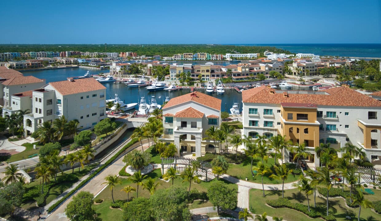 Aquamarina_Cap_Cana_Marina_Condos (7)