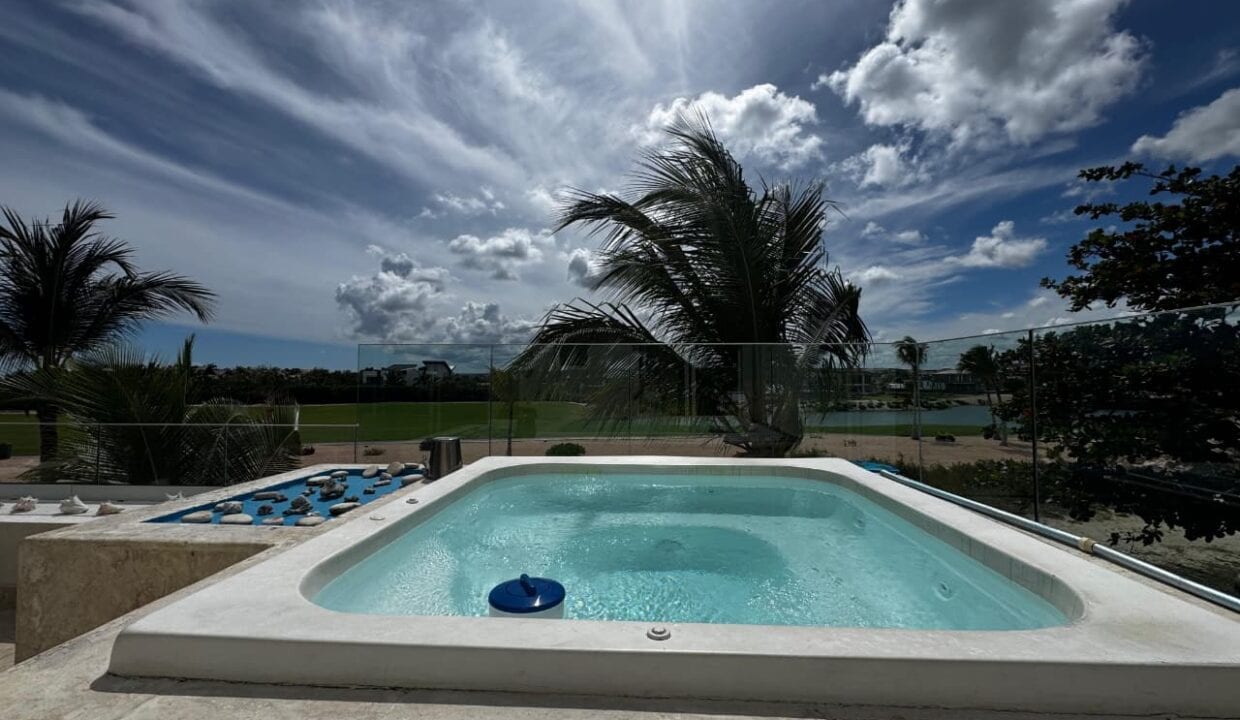 SOTOGRANDE_CAP_CANA_JUANILLO_BEACH_FRONT_PROPERTY (17)