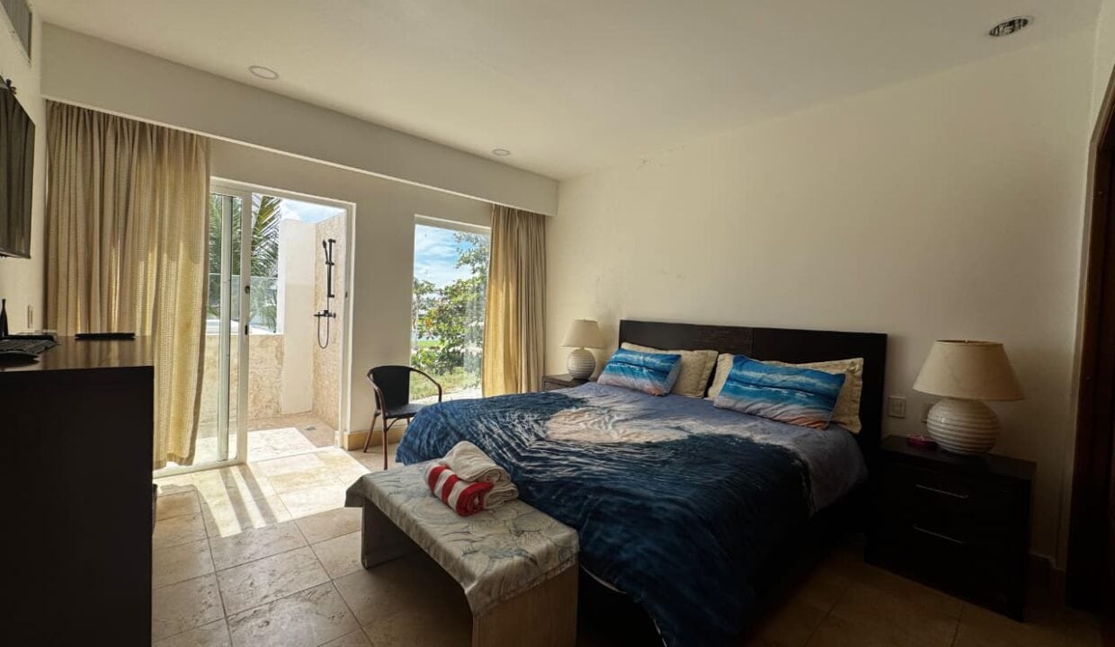 SOTOGRANDE_CAP_CANA_JUANILLO_BEACH_FRONT_PROPERTY (4)