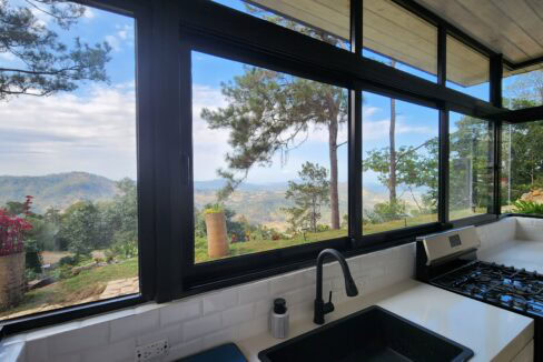 Villa surrounded by nature (11)