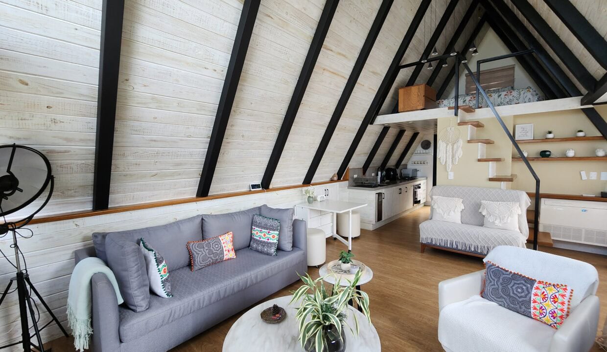 Villa surrounded by nature (2)