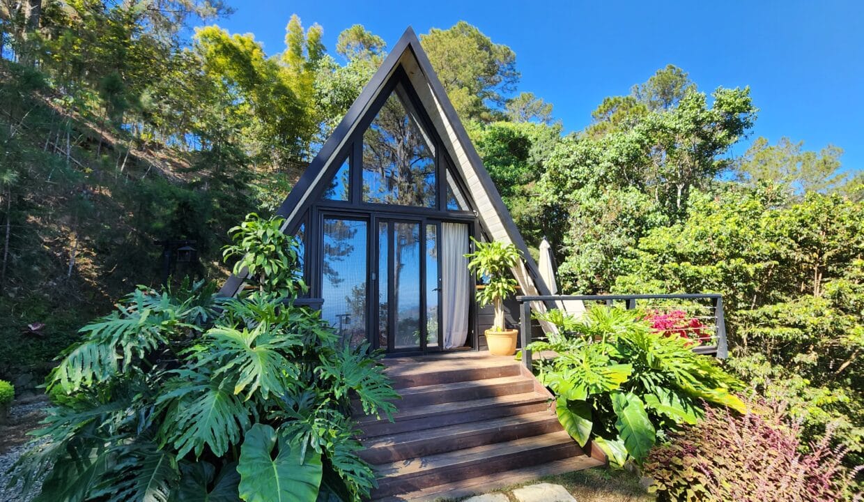 Villa surrounded by nature (23)