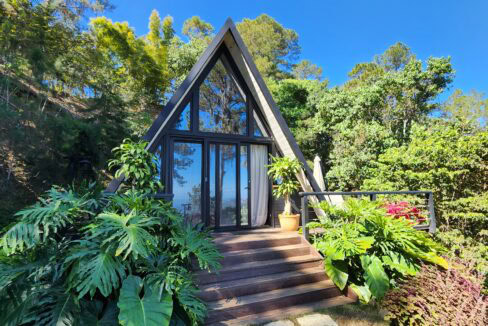 Villa surrounded by nature (23)