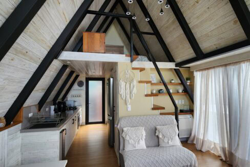 Villa surrounded by nature (3)